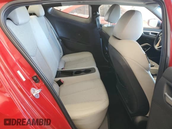 ✅ 2012 Hyundai Veloster w/Gray Int • VIN: KMHTC6AD4CU077973 • Лот: 87249725. Опубликован ранее на Copart с пробегом 83 864 миль. Бесплатный доступ к архиву аукционных продаж из США и подробный отчёт об истории автомобиля на DreamBid. Изображение 11.