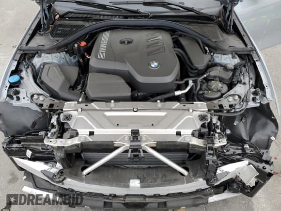 ✅ 2025 BMW 3 Series 330i • VIN: 3MW69CW09S8F14072 • Lot: 84287345. Wystawiony na Copart z przebiegiem 7 092 mil. Bezpłatny archiwum sprzedaży aukcyjnych z USA i szczegółowy raport historii pojazdu na DreamBid. Zdjęcie 11.