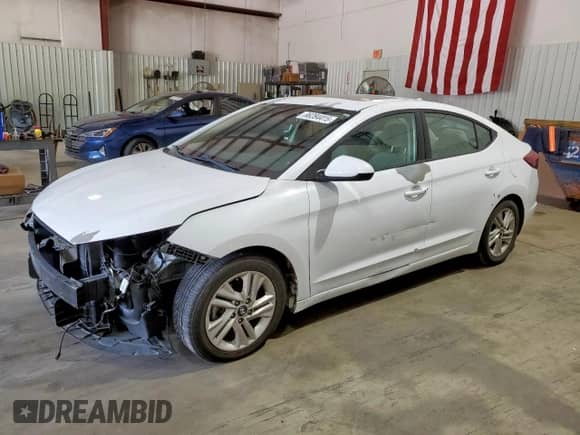 ✅ 2019 Hyundai Elantra SEL • VIN: 5NPD84LF2KH476838 • Lot: 86284415. Listed on Copart with 62,018 mi. Free auction sales archive from the USA and detailed vehicle history report at DreamBid. Image 1.