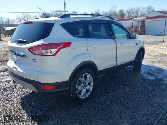 ✅ 2013 Ford Escape SEL • VIN: 1FMCU9HX1DUB37918 • Лот: 41644931. Опубликован ранее на IAAI с пробегом 153 726 миль. Бесплатный доступ к архиву аукционных продаж из США и подробный отчёт об истории автомобиля на DreamBid. Изображение 4.