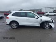 ✅ 2018 Porsche Cayenne • VIN: WP1AA2A23JKA06540 • Lot: 41955536. Wystawiony na IAAI z przebiegiem Nie podano. Bezpłatny archiwum sprzedaży aukcyjnych z USA i szczegółowy raport historii pojazdu na DreamBid. Zdjęcie 13.