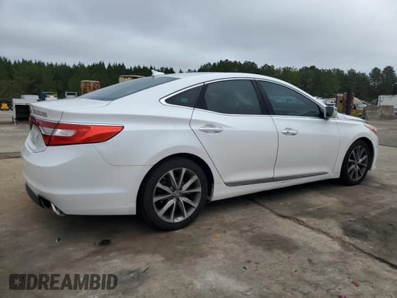 ✅ 2015 Hyundai Azera • VIN: KMHFG4JG3FA478131 • Лот: 85363565. Опубликован ранее на Copart с пробегом 125 853 миль. Бесплатный доступ к архиву аукционных продаж из США и подробный отчёт об истории автомобиля на DreamBid. Изображение 3.