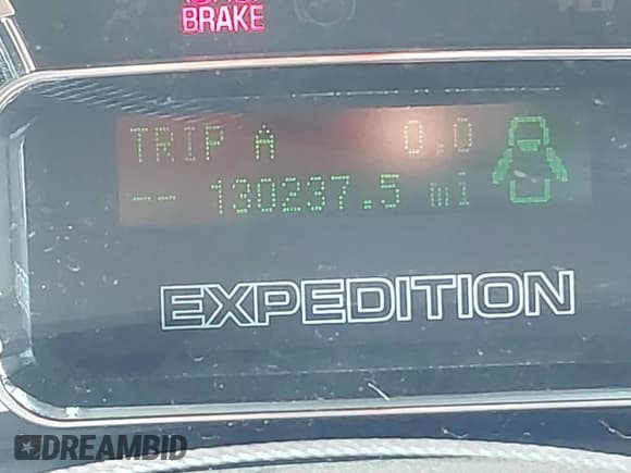 ✅ 2013 Ford Expedition Max XLT • VIN: 1FMJK1J52DEF19943 • Лот: 42328586. Опубликован ранее на IAAI с пробегом 130 237 миль. Бесплатный доступ к архиву аукционных продаж из США и подробный отчёт об истории автомобиля на DreamBid. Изображение 12.