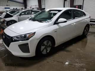 ✅ 2019 Hyundai Ioniq Blue • VIN: KMHC65LC1KU134246 • Лот: 83630254. Размещён на Copart с пробегом 73 560 миль миль. Получите бесплатный доступ к архиву аукционных продаж из США и посмотрите подробный отчёт об истории автомобиля на DreamBid. Изображение 1.