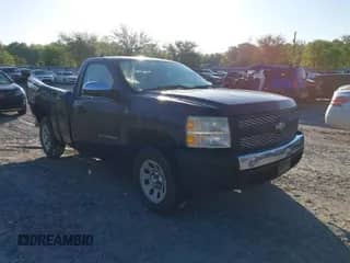 2010 Chevrolet Silverado 1500 Work Truck z VIN 1GCPCPEX0AZ178511, wystawiony jako IAAI lot #41977598 z przebiegiem 120 740 mil mil oraz . Historia ofert i sprzedaży dostępna na DreamBid. Obrazek 1.