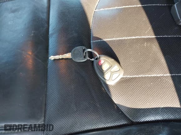 ✅ 2016 Buick Enclave Leather • VIN: 5GAKRBKD4GJ220869 • Лот: 43063609. Опубликован ранее на IAAI с пробегом 162 965 миль. Бесплатный доступ к архиву аукционных продаж из США и подробный отчёт об истории автомобиля на DreamBid. Изображение 11.