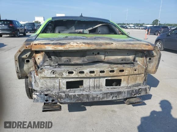 ✅ 2015 Dodge Challenger R/T Scat Pack • VIN: 2C3CDZFJ0FH855392 • Lot: 49684193. Wystawiony na Copart z przebiegiem Nie podano. Bezpłatny archiwum sprzedaży aukcyjnych z USA i szczegółowy raport historii pojazdu na DreamBid. Zdjęcie 6.