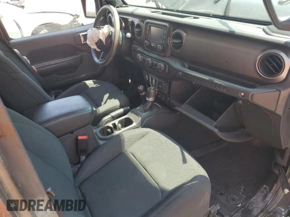 ✅ 2020 Jeep Wrangler Sport S • VIN: 1C4GJXAG6LW273591 • Lot: 69088555. Listed on Copart with Not provided. Free auction sales archive from the USA and detailed vehicle history report at DreamBid. Image 8.