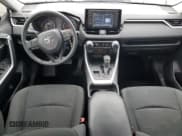 ✅ 2020 Toyota RAV4 LE • VIN: 2T3H1RFV2LC055669 • Лот: 85693685. Опубликован ранее на Copart с пробегом 106 010 миль. Бесплатный доступ к архиву аукционных продаж из США и подробный отчёт об истории автомобиля на DreamBid. Изображение 8.