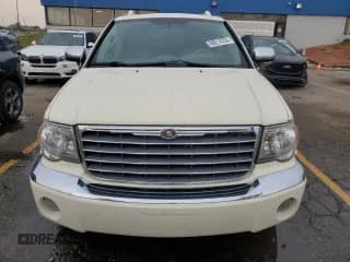 ✅ 2007 Chrysler Aspen Limited • VIN: 1A8HW58227F534332 • Lot: 68214724. Listed on Copart with 116,411 mi. Free auction sales archive from the USA and detailed vehicle history report at DreamBid. Image 5.