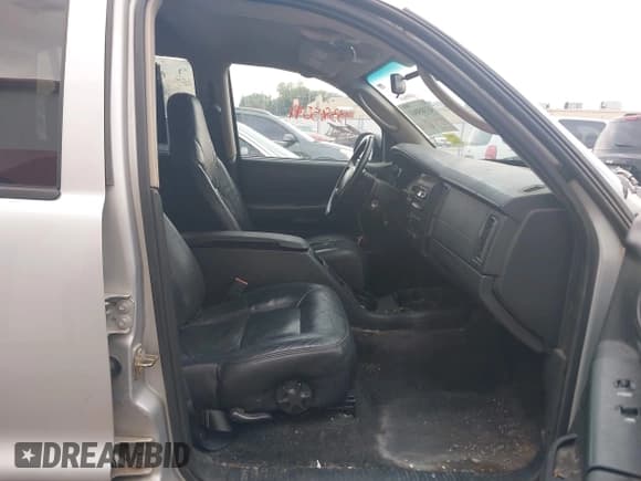 ✅ 2003 Dodge Durango SLT • VIN: 1D4HS48N23F628831 • Лот: 43385041. Опубликован ранее на IAAI с пробегом 185 574 миль. Бесплатный доступ к архиву аукционных продаж из США и подробный отчёт об истории автомобиля на DreamBid. Изображение 5.