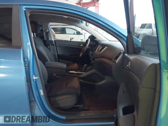 2016 Hyundai Tucson Limited z VIN KM8J33A20GU147169, wystawiony jako IAAI lot #43449965 z przebiegiem 42 917 mil mil oraz . Historia ofert i sprzedaży dostępna na DreamBid. Obrazek 5.