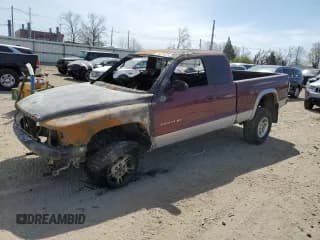 ✅ 2000 Dodge Dakota SLT • VIN: 1B7GG22X5YS551203 • Lot: 54074325. Wystawiony na Copart z przebiegiem Nie podano. Bezpłatny archiwum sprzedaży aukcyjnych z USA i szczegółowy raport historii pojazdu na DreamBid. Zdjęcie 1.