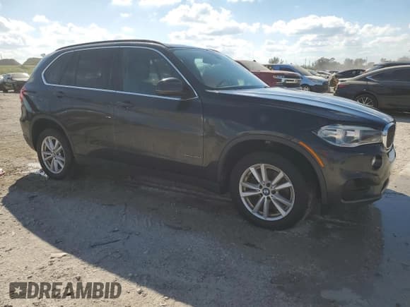 ✅ 2015 BMW X5 sDrive35i • VIN: 5UXKR2C59F0H40321 • Lot: 93063335. Wystawiony na Copart z przebiegiem 152 103 mil. Bezpłatny archiwum sprzedaży aukcyjnych z USA i szczegółowy raport historii pojazdu na DreamBid. Zdjęcie 4.