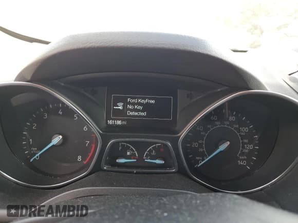 ✅ 2019 Ford Escape SEL • VIN: 1FMCU0HD3KUC44645 • Lot: 57940985. Wystawiony na Copart z przebiegiem 161 186 mil. Bezpłatny archiwum sprzedaży aukcyjnych z USA i szczegółowy raport historii pojazdu na DreamBid. Zdjęcie 9.