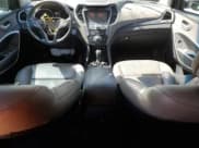 ✅ 2015 Hyundai Santa Fe • VIN: 5XYZW4LA2FG268889 • Lot: 49272684. Wystawiony na Copart z przebiegiem 91 434 mil. Bezpłatny archiwum sprzedaży aukcyjnych z USA i szczegółowy raport historii pojazdu na DreamBid. Zdjęcie 8.