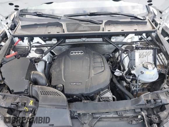 ✅ 2019 Audi Q5 Premium • VIN: WA1ANAFY8K2109445 • Лот: 43085617. Опубликован ранее на IAAI с пробегом 110 811 миль. Бесплатный доступ к архиву аукционных продаж из США и подробный отчёт об истории автомобиля на DreamBid. Изображение 10.