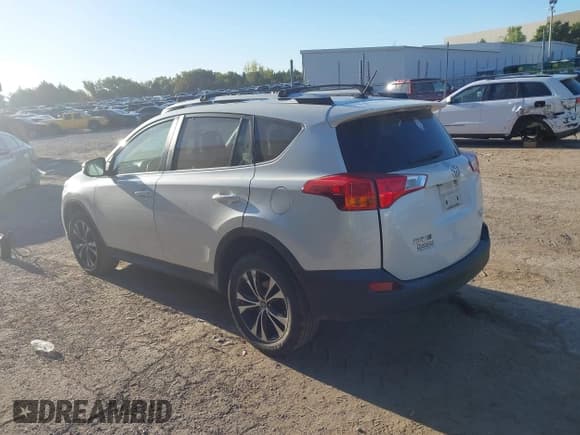 ✅ 2015 Toyota RAV4 Limited • VIN: 2T3DFREVXFW287716 • Lot: 40423309. Wystawiony na IAAI z przebiegiem 119 441 mil. Bezpłatny archiwum sprzedaży aukcyjnych z USA i szczegółowy raport historii pojazdu na DreamBid. Zdjęcie 3.