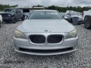 ✅ 2011 BMW 7 Series 750Li • VIN: WBAKB8C50BC852114 • Лот: 70204875. Опубликован ранее на Copart с пробегом 91 732 миль. Бесплатный доступ к архиву аукционных продаж из США и подробный отчёт об истории автомобиля на DreamBid. Изображение 5.