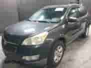 2009 Chevrolet Traverse LS z VIN 1GNER13D29S116308, wystawiony jako IAAI lot #42288226 z przebiegiem 170 391 mil mil oraz . Historia ofert i sprzedaży dostępna na DreamBid. Obrazek 2.