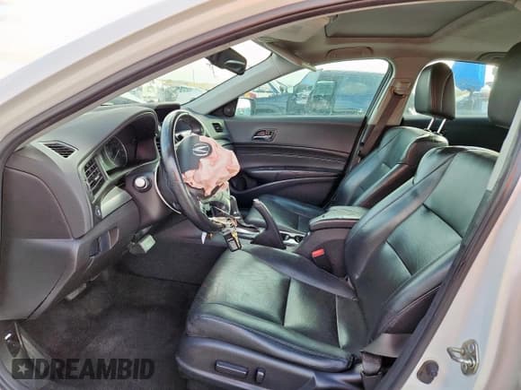 ✅ 2016 Acura ILX Premium • VIN: 19UDE2F79GA016464 • Lot: 93135695. Listed on Copart with 116,434 mi. Free auction sales archive from the USA and detailed vehicle history report at DreamBid. Image 7.