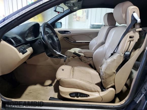 ✅ 2001 BMW 3 Series 325Ci • VIN: WBABS33471JY57525 • Lot: 56571955. Listed on Copart with 190,163 mi. Free auction sales archive from the USA and detailed vehicle history report at DreamBid. Image 7.