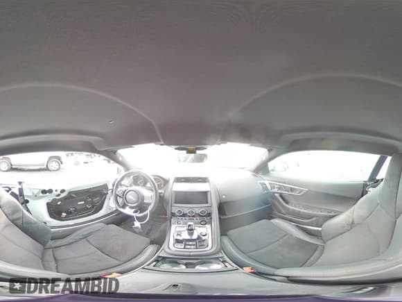 ✅ 2020 Jaguar F-Type P300 • VIN: SAJDD1GX4LCK67256 • Lot: 81282574. Wystawiony na Copart z przebiegiem 25 809 mil. Bezpłatny archiwum sprzedaży aukcyjnych z USA i szczegółowy raport historii pojazdu na DreamBid. Zdjęcie 12.