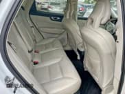 ✅ 2019 Volvo XC60 Momentum • VIN: LYV102DK6KB177721 • Lot: 67554545. Listed on Copart with 127,762 mi. Free auction sales archive from the USA and detailed vehicle history report at DreamBid. Image 6.