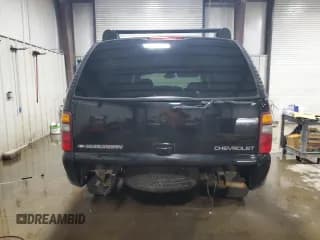 ✅ 2005 Chevrolet Suburban LT • VIN: 3GNFK16ZX5G116669 • Лот: 46595385. Опубликован ранее на Copart с пробегом 247 520 миль. Бесплатный доступ к архиву аукционных продаж из США и подробный отчёт об истории автомобиля на DreamBid. Изображение 6.