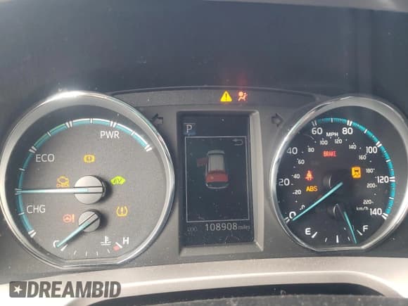 ✅ 2017 Toyota RAV4 XLE • VIN: JTMRJREV2HD103129 • Lot: 55230405. Listed on Copart with 108,908 mi. Free auction sales archive from the USA and detailed vehicle history report at DreamBid. Image 9.