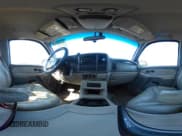 ✅ 2001 GMC Yukon XL SLT • VIN: 3GKFK16TX1G286579 • Lot: 42546715. Wystawiony na IAAI z przebiegiem 259 185 mil. Bezpłatny archiwum sprzedaży aukcyjnych z USA i szczegółowy raport historii pojazdu na DreamBid. Zdjęcie 19.