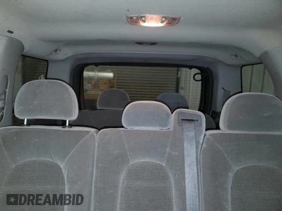 ✅ 2004 Ford Explorer XLT • VIN: 1FMDU73EX4ZA24857 • Лот: 75502114. Опубликован ранее на Copart с пробегом 145 761 миль. Бесплатный доступ к архиву аукционных продаж из США и подробный отчёт об истории автомобиля на DreamBid. Изображение 11.