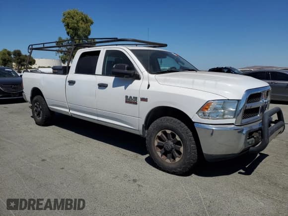 ✅ 2015 Ram 2500 Tradesman • VIN: 3C6UR4HJ1FG623425 • Lot: 68851895. Wystawiony na Copart z przebiegiem 164 889 mil. Bezpłatny archiwum sprzedaży aukcyjnych z USA i szczegółowy raport historii pojazdu na DreamBid. Zdjęcie 4.