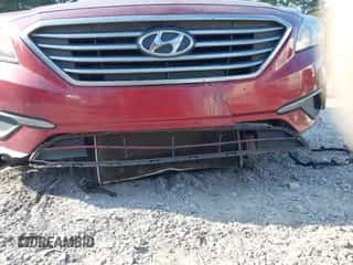 2016 Hyundai Sonata SE с VIN 5NPE24AF9GH311420, выставлен на аукционе IAAI как лот 43216883 с пробегом 126 704 миль миль и . История ставок и продаж доступна на DreamBid. Изображение 6.