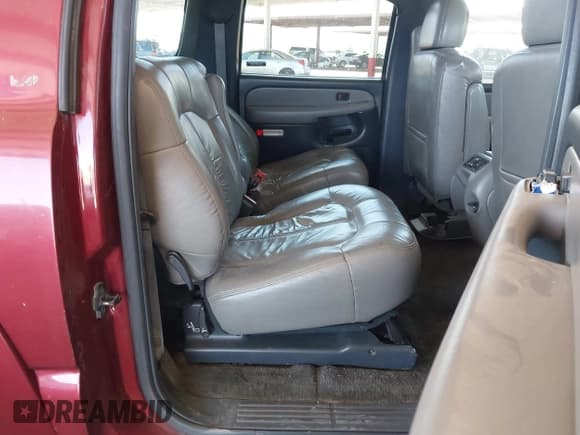 ✅ 2002 Chevrolet Suburban LT • VIN: 1GNFK16Z02J237883 • Лот: 42132511. Опубликован ранее на IAAI с пробегом 325 808 миль. Бесплатный доступ к архиву аукционных продаж из США и подробный отчёт об истории автомобиля на DreamBid. Изображение 8.