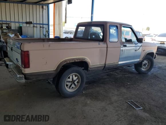 ✅ 1987 Ford Ranger • VIN: 1FTCR15T4HPB33715 • Lot: 90128915. Listed on Copart with 43,282 mi. Free auction sales archive from the USA and detailed vehicle history report at DreamBid. Image 3.