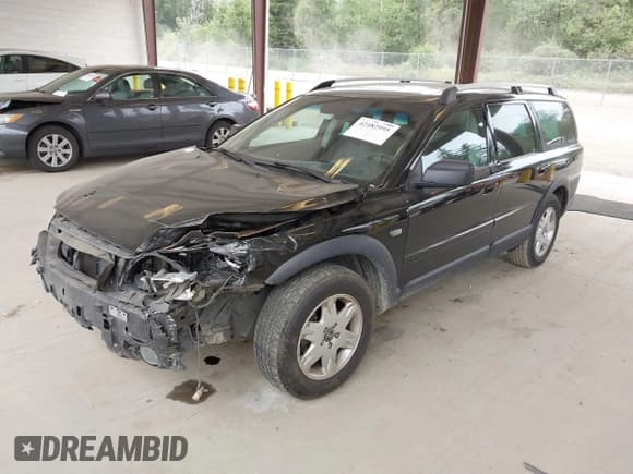 ✅ 2006 Volvo XC70 • VIN: YV4SZ592061236423 • Lot: 42482995. Listed on IAAI with 143,947 mi. Free auction sales archive from the USA and detailed vehicle history report at DreamBid. Image 18.