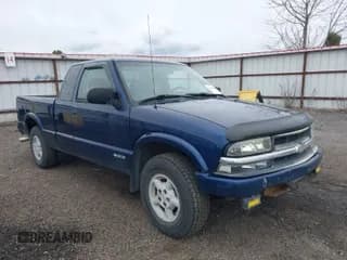 ✅ 2001 Chevrolet S-10 LS • VIN: 1GCDT19W418141534 • Лот: 41856050. Опубликован ранее на IAAI с пробегом 236 862 миль. Бесплатный доступ к архиву аукционных продаж из США и подробный отчёт об истории автомобиля на DreamBid. Изображение 1.