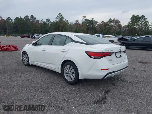 ✅ 2021 Nissan Sentra S • VIN: 3N1AB8BV2MY258718 • Lot: 42429642. Wystawiony na IAAI z przebiegiem 59 865 mil. Bezpłatny archiwum sprzedaży aukcyjnych z USA i szczegółowy raport historii pojazdu na DreamBid. Zdjęcie 3.