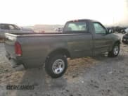 ✅ 2002 Ford F-150 XL • VIN: 2FTRF172X2CA47857 • Lot: 42640365. Wystawiony na Copart z przebiegiem 98 526 mil. Bezpłatny archiwum sprzedaży aukcyjnych z USA i szczegółowy raport historii pojazdu na DreamBid. Zdjęcie 3.