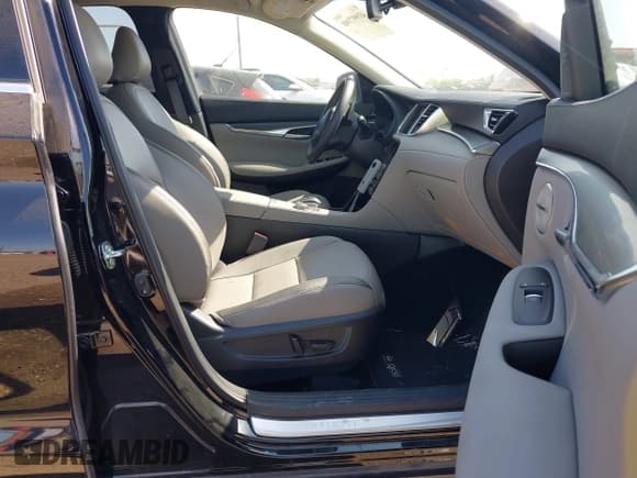 ✅ 2024 Infiniti QX50 Luxe • VIN: 3PCAJ5BA8RF106523 • Lot: 41997390. Listed on IAAI with 2,386 mi. Free auction sales archive from the USA and detailed vehicle history report at DreamBid. Image 5.