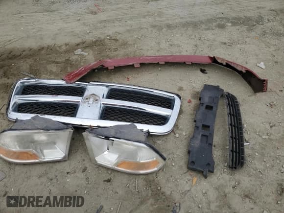 ✅ 2009 Dodge 1500 SLT • VIN: 1D3HB18P69S749642 • Lot: 44343995. Wystawiony na Copart z przebiegiem 142 390 mil. Bezpłatny archiwum sprzedaży aukcyjnych z USA i szczegółowy raport historii pojazdu na DreamBid. Zdjęcie 14.