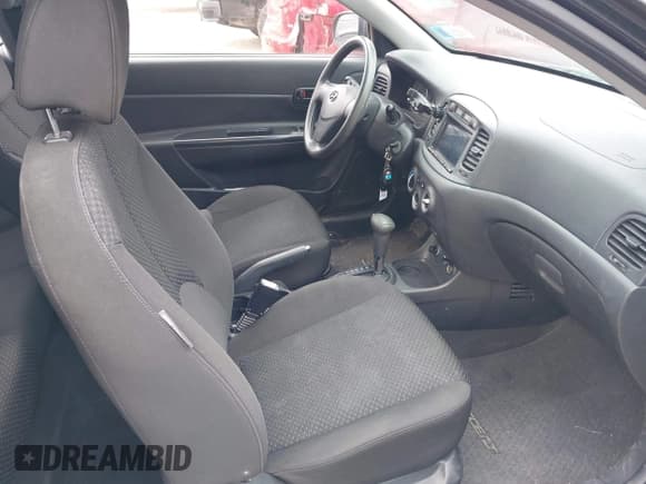 ✅ 2010 Hyundai Accent GS • VIN: KMHCM3AC3AU176719 • Лот: 42022065. Опубликован ранее на IAAI с пробегом 117 698 миль. Бесплатный доступ к архиву аукционных продаж из США и подробный отчёт об истории автомобиля на DreamBid. Изображение 5.