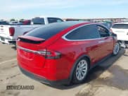 ✅ 2020 Tesla Model X Long Range • VIN: 5YJXCAE2XLF300141 • Lot: 43589168. Wystawiony na IAAI z przebiegiem Nie podano. Bezpłatny archiwum sprzedaży aukcyjnych z USA i szczegółowy raport historii pojazdu na DreamBid. Zdjęcie 4.