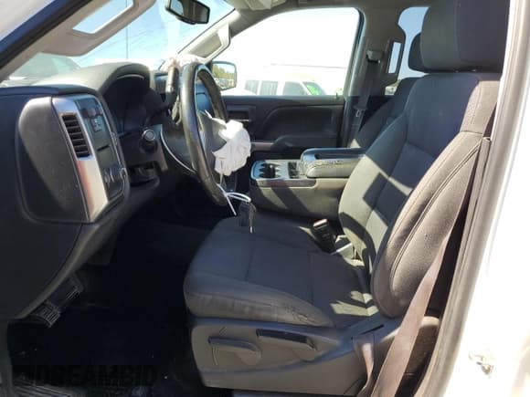 ✅ 2015 Chevrolet Silverado 2500HD LT • VIN: 1GC1CVEG0FF570391 • Lot: 82513765. Wystawiony na Copart z przebiegiem 145 314 mil. Bezpłatny archiwum sprzedaży aukcyjnych z USA i szczegółowy raport historii pojazdu na DreamBid. Zdjęcie 7.