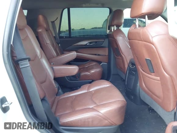 ✅ 2018 Cadillac Escalade Luxury • VIN: 1GYS3BKJ1JR136873 • Лот: 43663003. Опубликован ранее на IAAI с пробегом 104 749 миль. Бесплатный доступ к архиву аукционных продаж из США и подробный отчёт об истории автомобиля на DreamBid. Изображение 8.