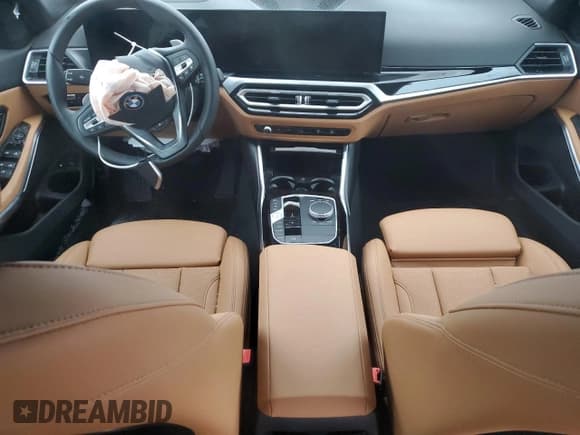 ✅ 2024 BMW 3 Series 330e xDrive • VIN: 3MW39FS05R8E67076 • Lot: 86309024. Listed on Copart with Not provided. Free auction sales archive from the USA and detailed vehicle history report at DreamBid. Image 8.