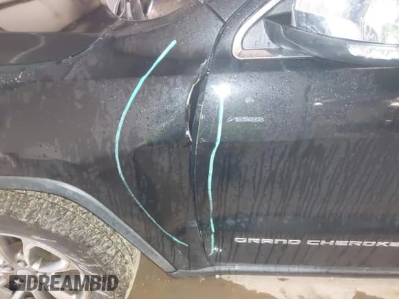 ✅ 2014 Jeep Grand Cherokee Limited • VIN: 1C4RJFBT6EC241033 • Lot: 43527797. Wystawiony na IAAI z przebiegiem 116 452 mil. Bezpłatny archiwum sprzedaży aukcyjnych z USA i szczegółowy raport historii pojazdu na DreamBid. Zdjęcie 6.