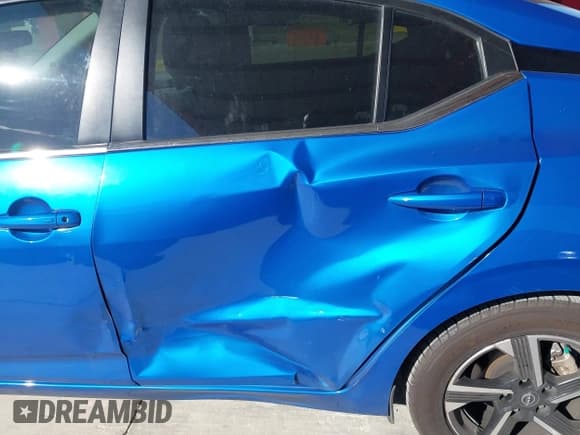 ✅ 2024 Nissan Sentra SV • VIN: 3N1AB8CVXRY264739 • Lot: 43612629. Wystawiony na IAAI z przebiegiem 52 214 mil. Bezpłatny archiwum sprzedaży aukcyjnych z USA i szczegółowy raport historii pojazdu na DreamBid. Zdjęcie 6.