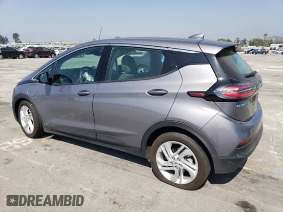 2023 Chevrolet Bolt EV 1LT z VIN 1G1FW6S09P4115202, wystawiony jako Copart lot #70033693 z przebiegiem 27 065 mil mil oraz . Historia ofert i sprzedaży dostępna na DreamBid. Obrazek 2.